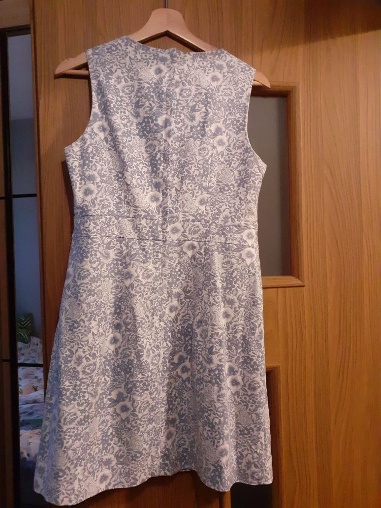 Sukienka elegancka na komunie