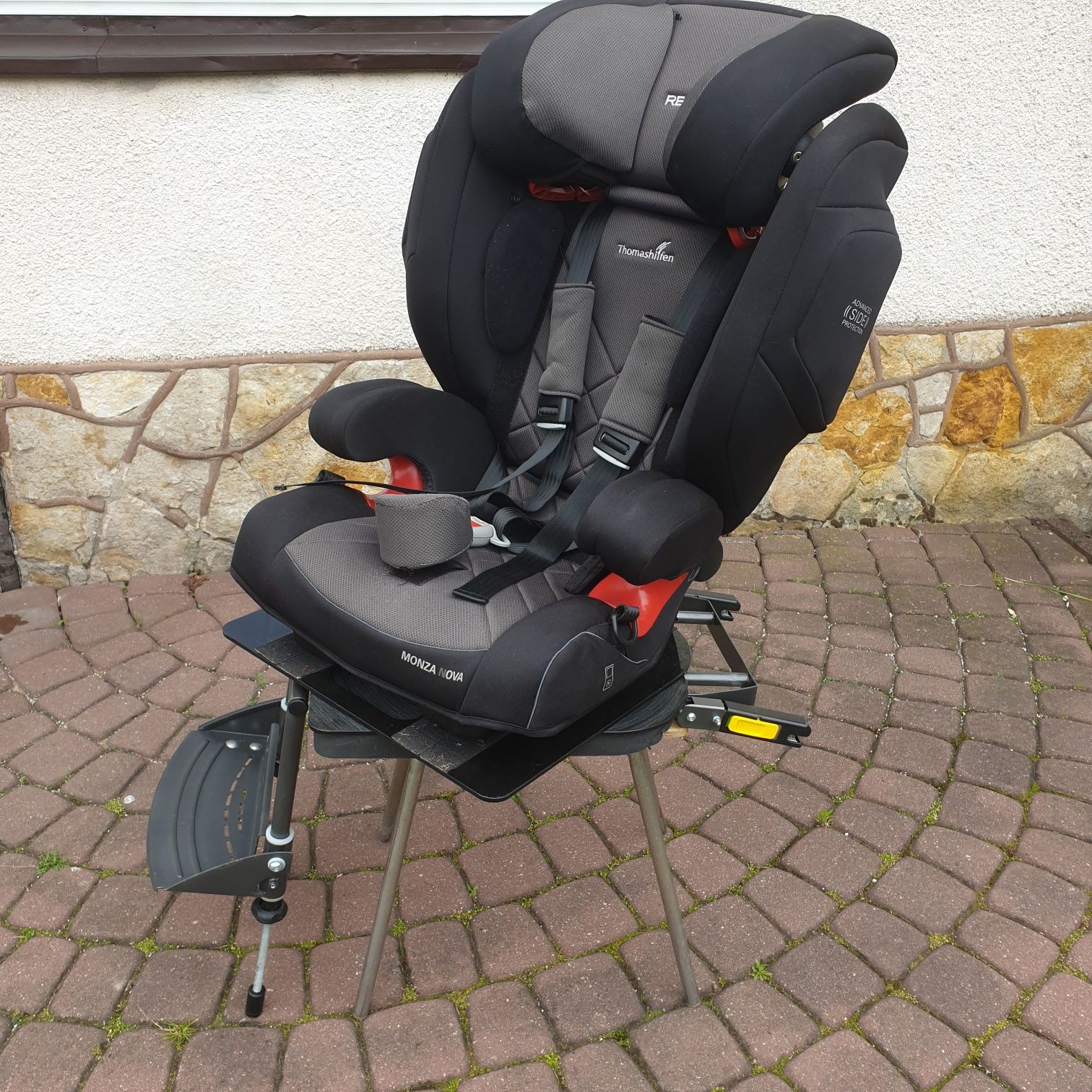 RECARO Monza Nova 2 Reha fotelik reha 15-50kg z baza obrotową Isofix