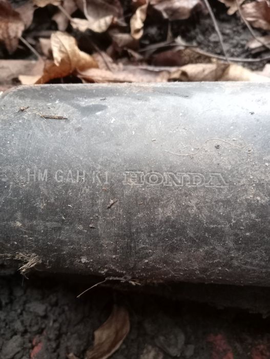 Вихлопна труба honda dio 27 орігінал
