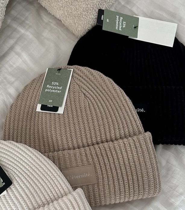 Шапка нова,жіноча,тепла від H&M чорні,беж