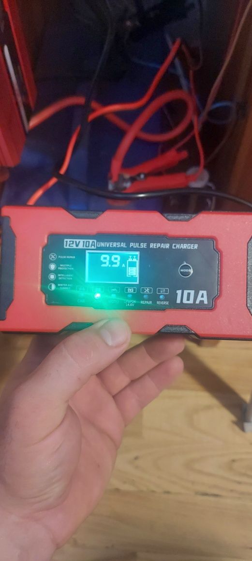 Автоматическое импульсное зарядное 12 вольт до 10А