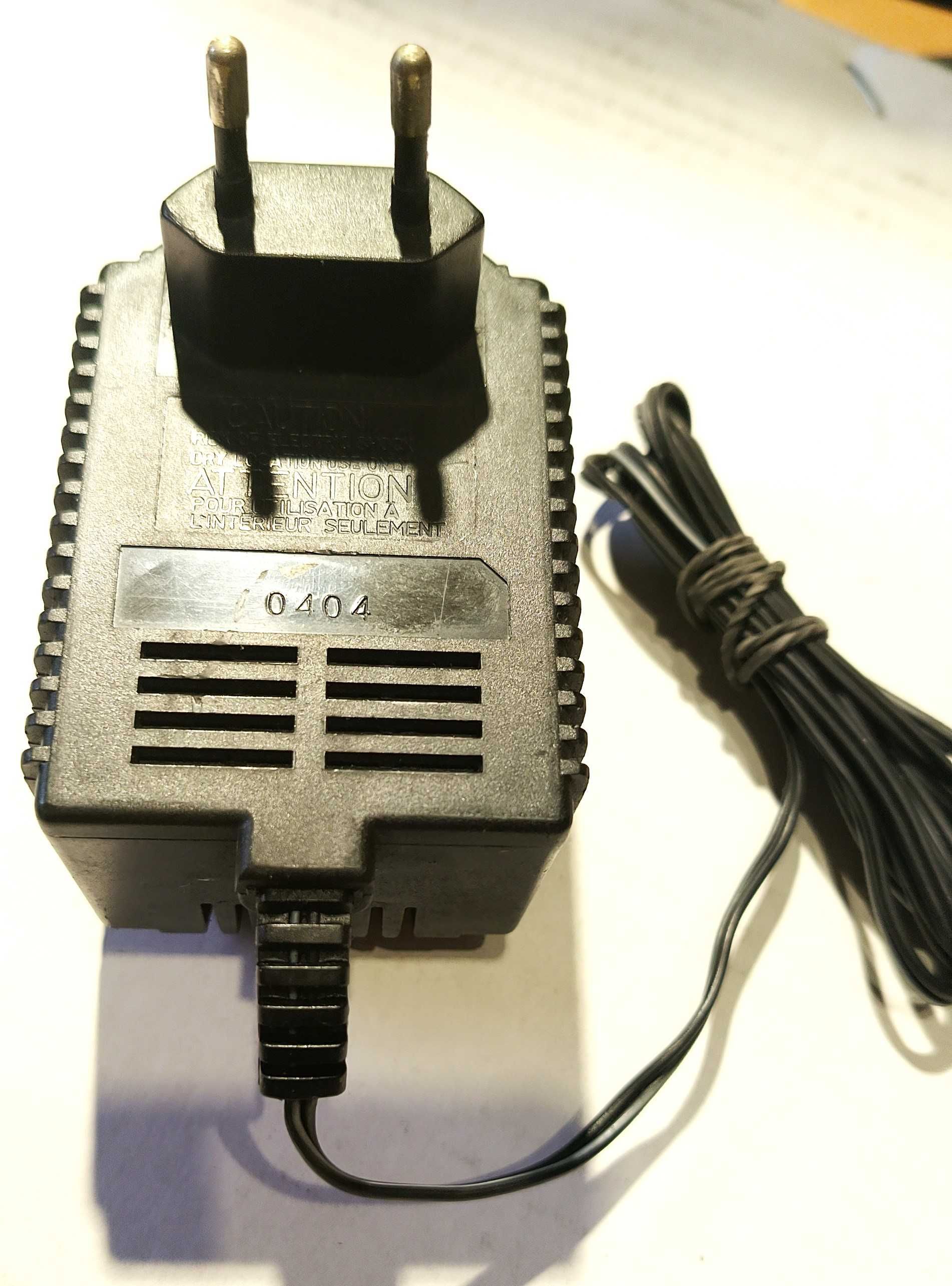 Zasilacz transformatorowy 12 V _ 1000 mA