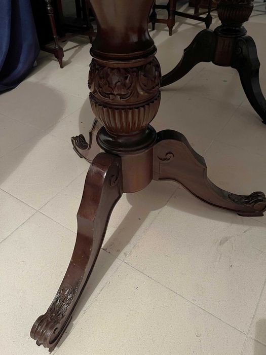 Mesa de Jantar Oval Antiga com 6 Cadeiras de Palhinha