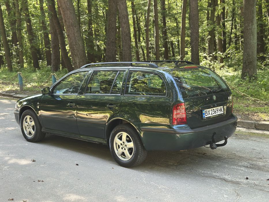 Шкода Тур 1.9 ТДІ хороше та економне авто
