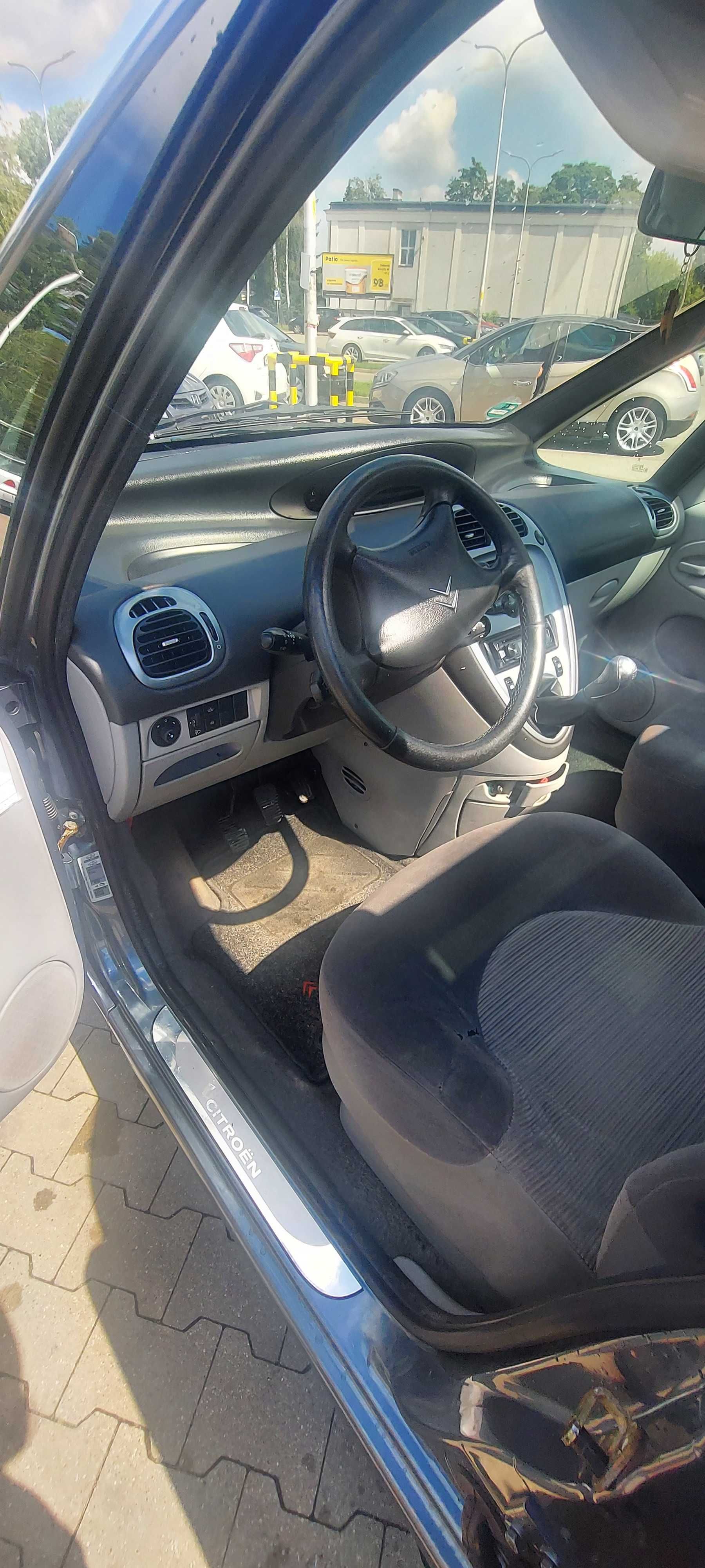 Sprzedan ładnego citroena xsara picasso