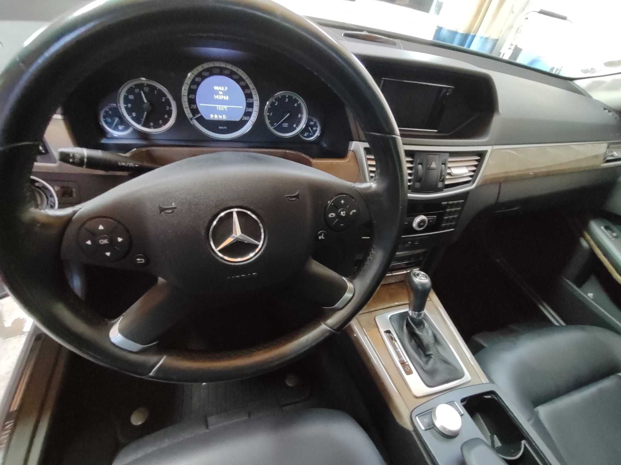 Mercedes E220 CDI, Cx automática