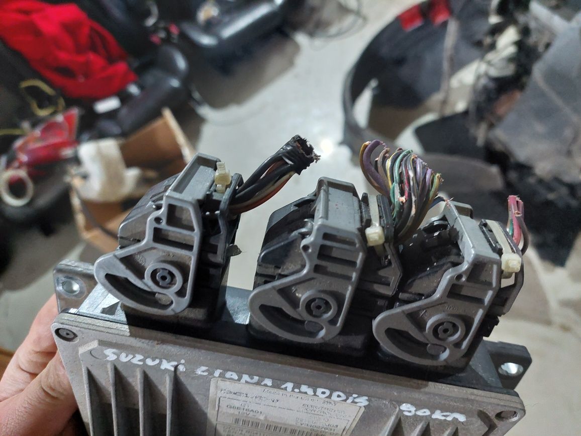 Sterownik silnika suzuki Liana 1.4ddis delphi 1.4hdi komputer ECU