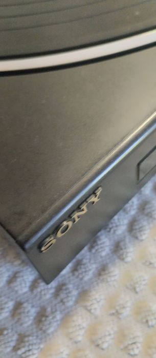 Gira discos SONY como novo