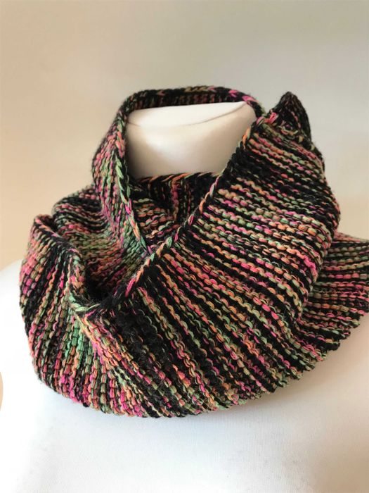 Czarno - neonowy szalik komin szal Vintage Boho Retro wełna