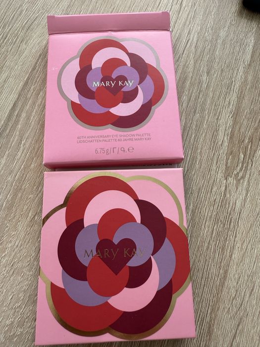 Jubileuszowa Paleta  Cieni do Powiek Mary Kay