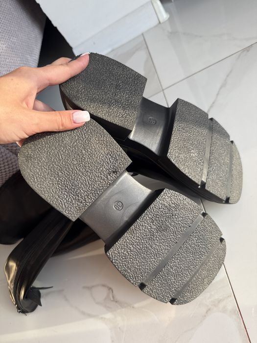 Чоботи жіночі 38-39