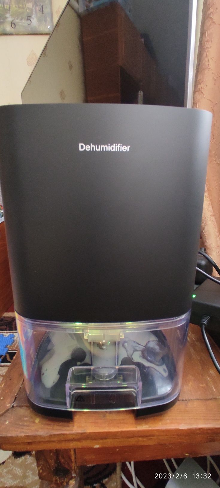 Портативний осушувач і очищувач повітря Dehumidifier