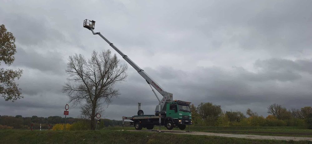 Wynajem zwyżki podnośnika koszowego 24h/7 Ciechanów Pułtusk Płońsk