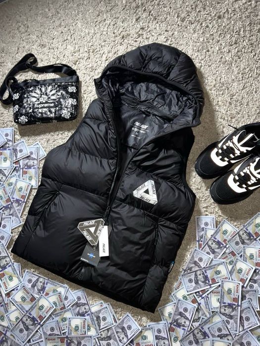 жилетка palace безрукавка пелес палас куртка пуховик палес palace