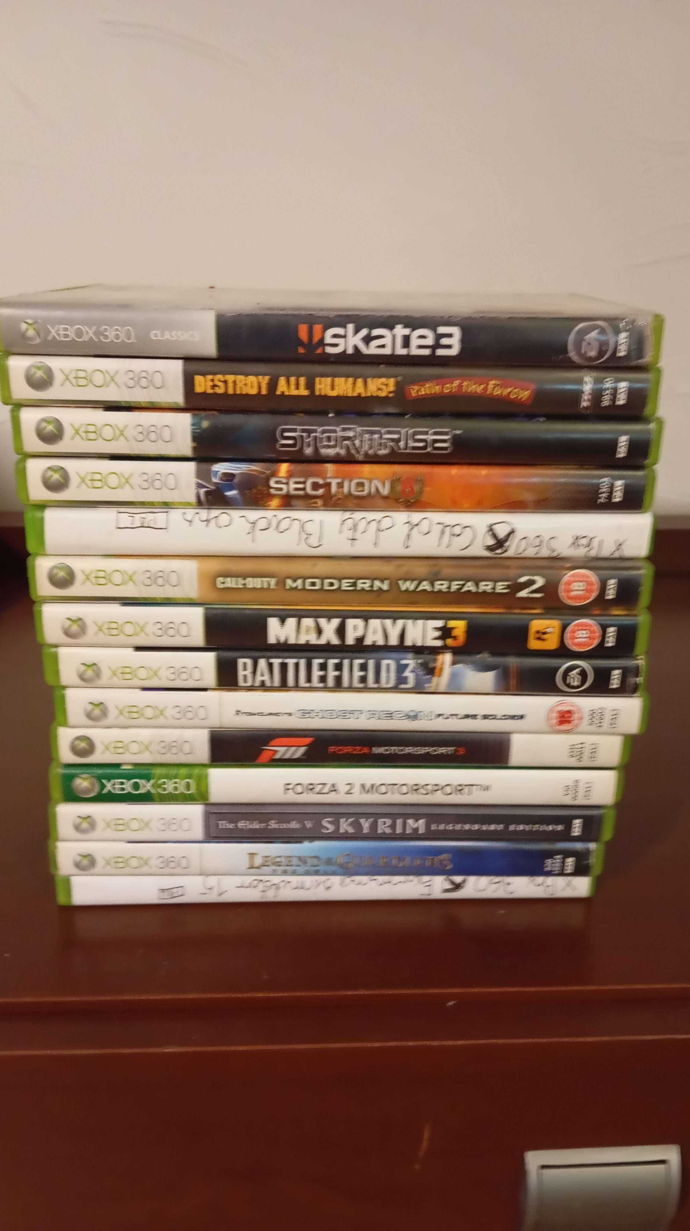 Xbox 360 MW3 Limited Edition + 4 pady + 33 gry + akcesoria