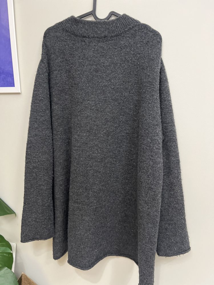 Sweter oversize Zara