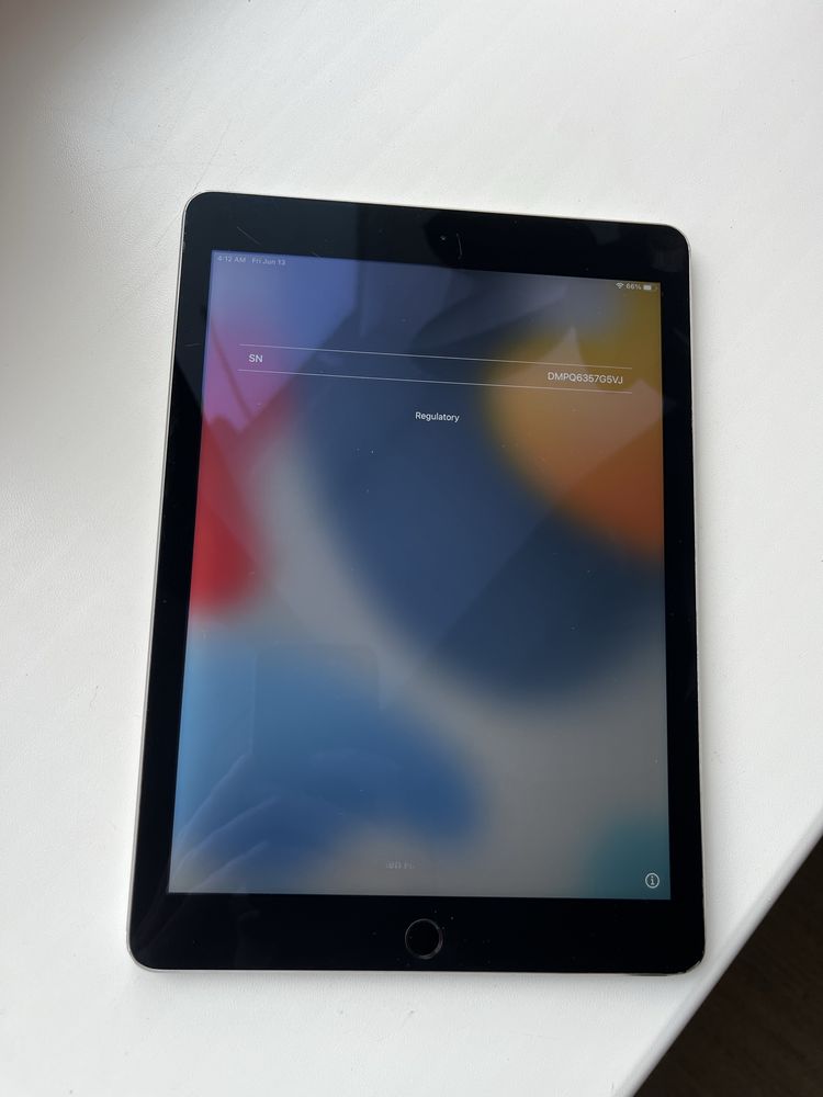 Apple iPad Air 2 16Gb модель А1566 iCloud
