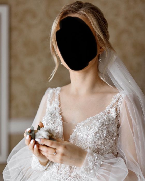 Весільна сукня !