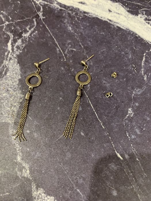 Srebrne kolczyki Apart.