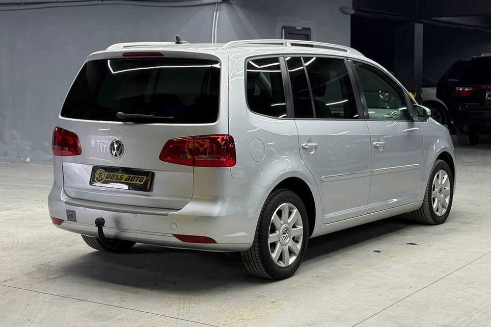 Volkswagen Touran 2012