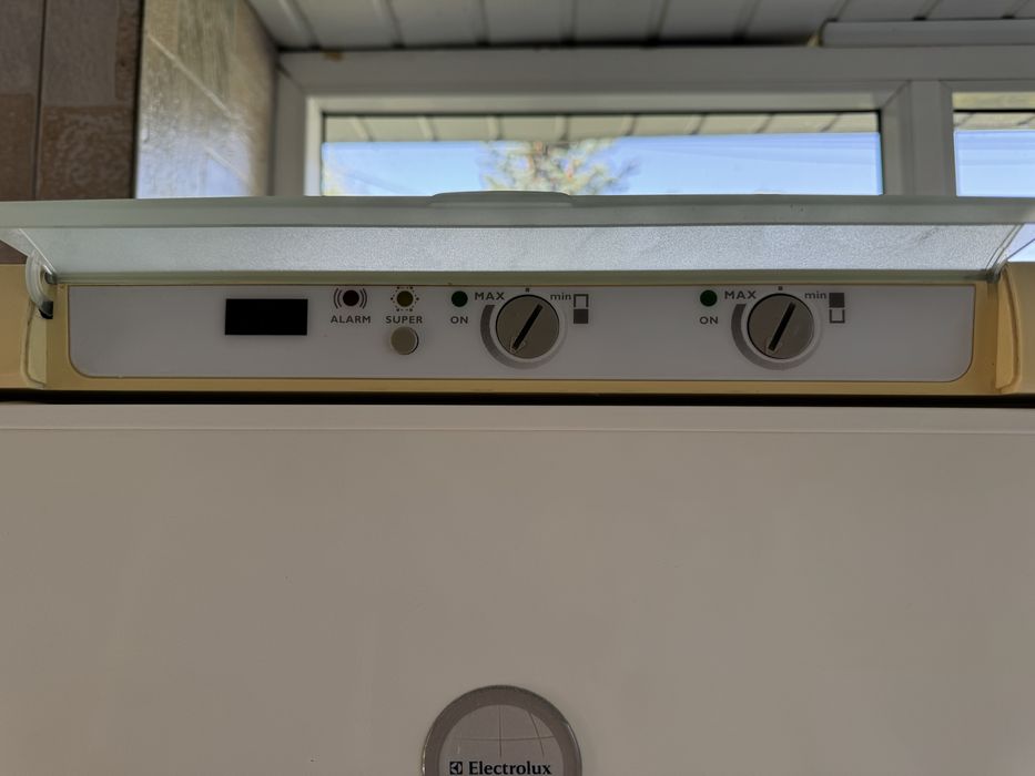 холодильник electrolux