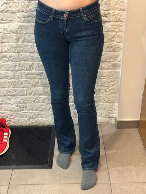 jeansy levis w27 l32 demi curve skinny boot bootcut