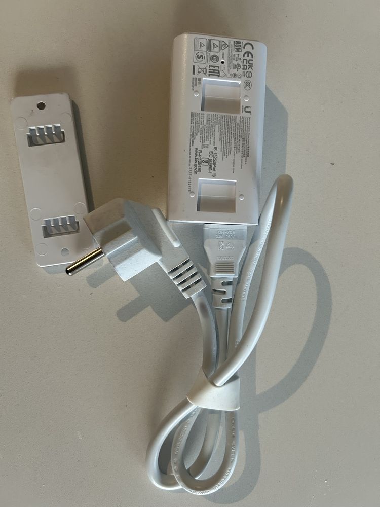 Zasilacz Ubiquity POE GP-A240