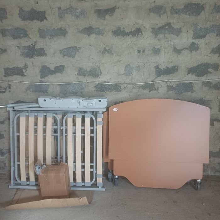 Електричне лікарняне ліжко