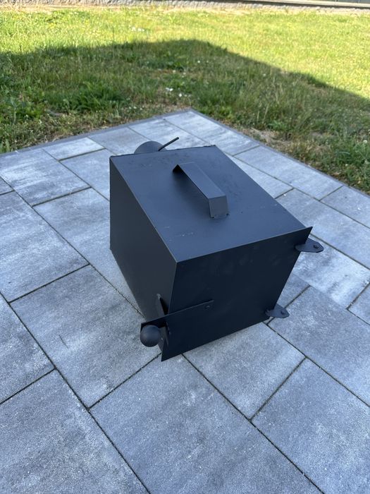 Wędzarnia ogrodowa drewniana wędzok palenisko