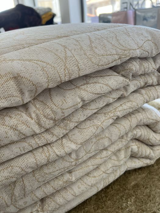 Edredon em jacquard e lurex