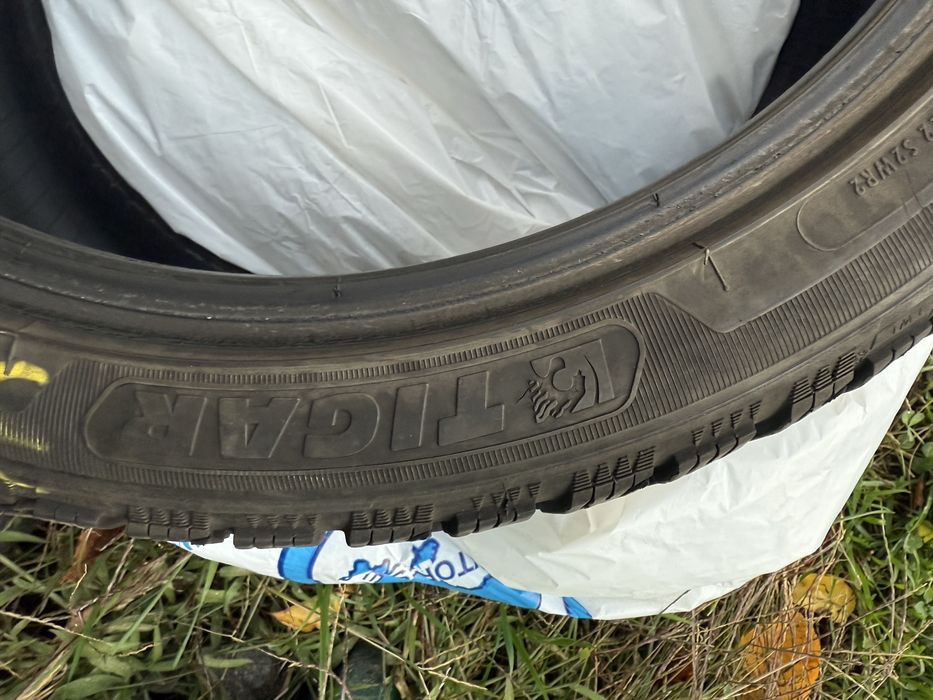 235/40/18 зіма TIGAR