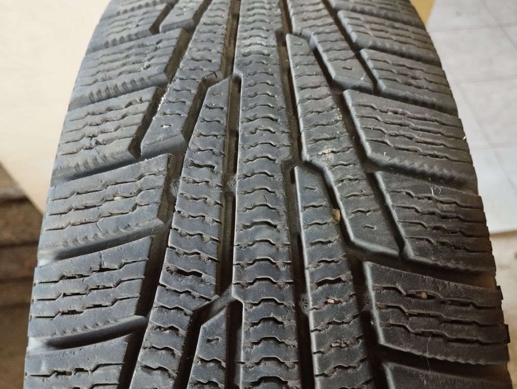 Резина зима 175/70 R14