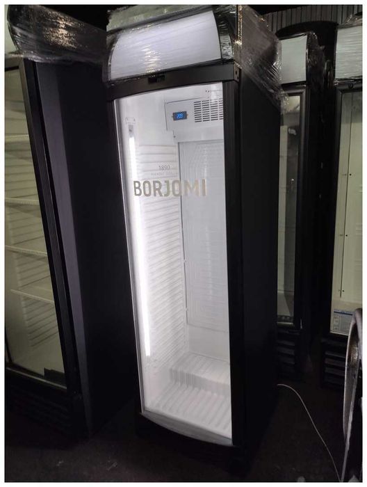 Холодильна Шафа вітрина Inter 501T Чорний. Холодильник. Стан ідеал