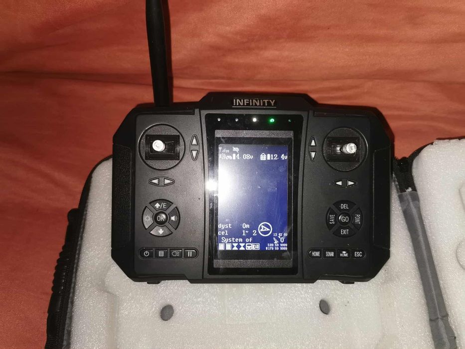 Łódka zanętowa Infinity 2.0