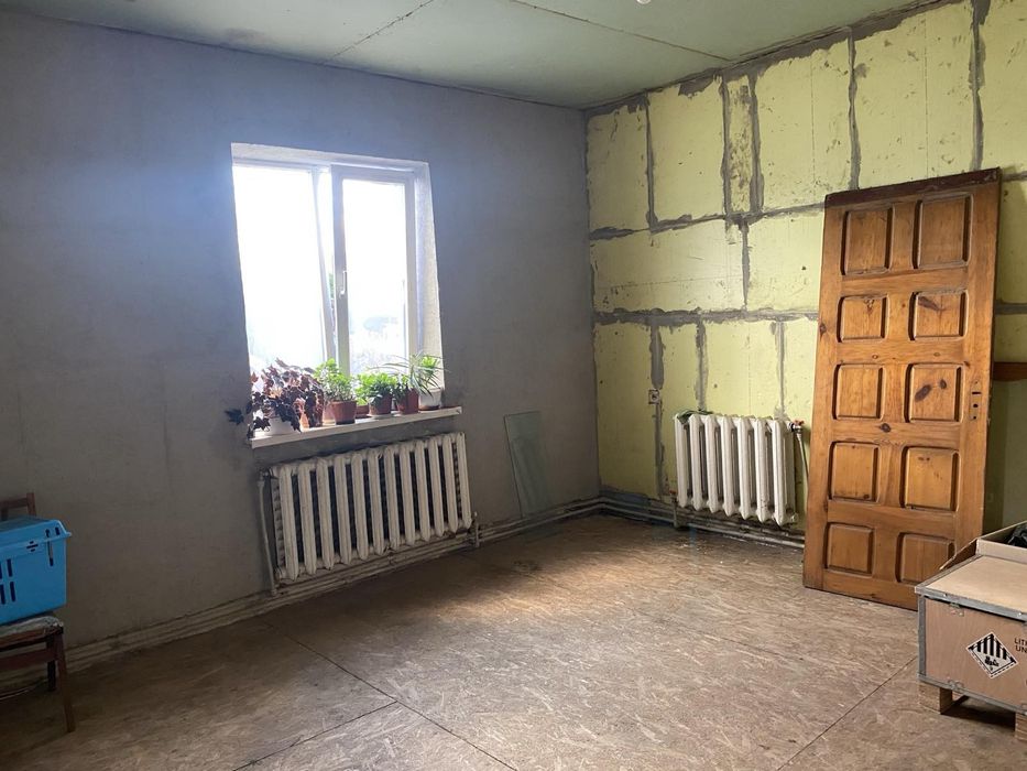 Продам будинок на Таращанському масиві