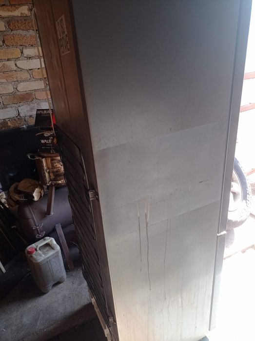 Холодильник  Sharp.