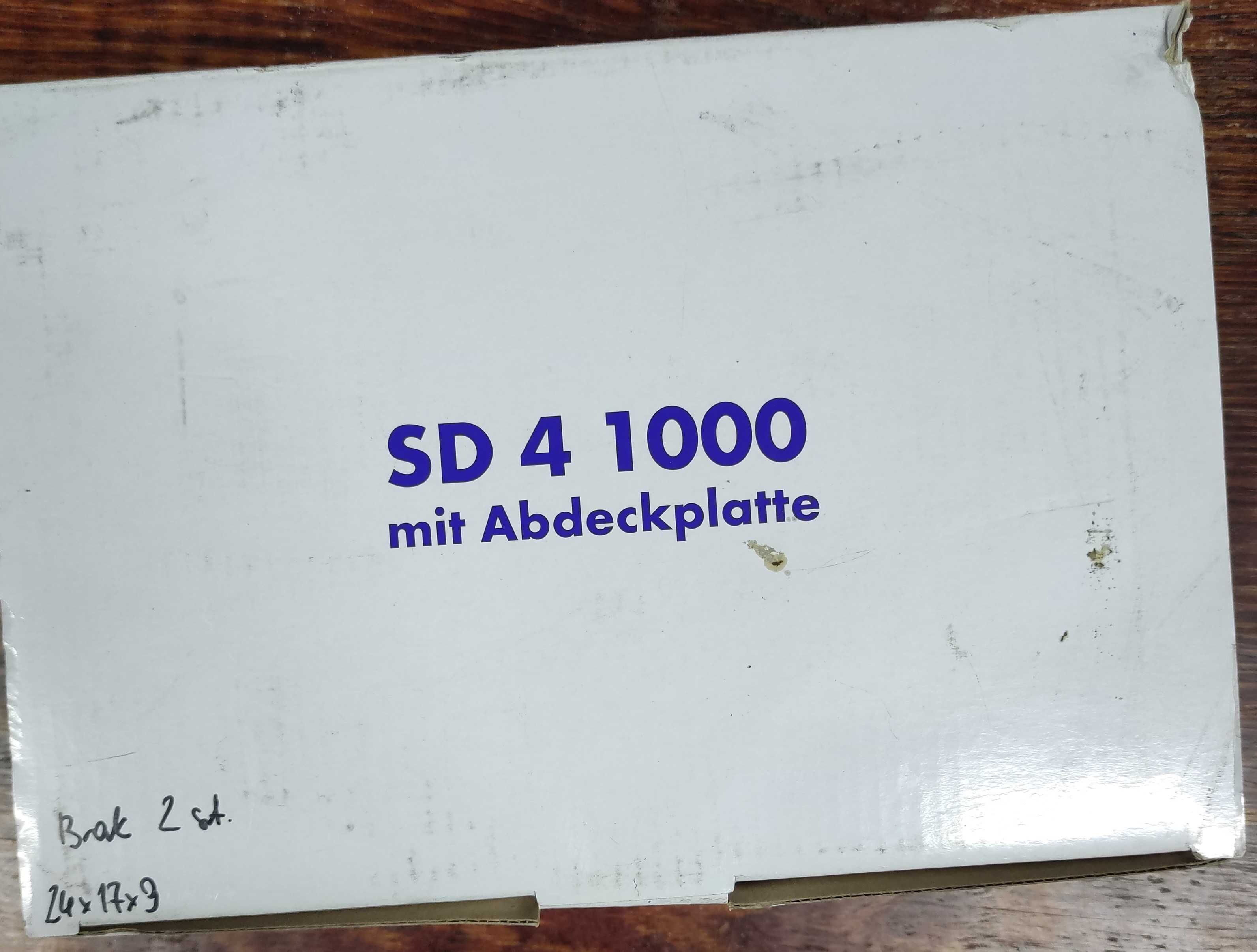 Schwaiger SD4 1000 Gniazdo antenowe zestaw z klapką