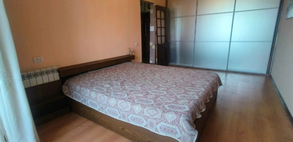 Сдам 1к, 9900 грн, можно с животными, Днепр, Центр, Победа5, Срочно 
Д