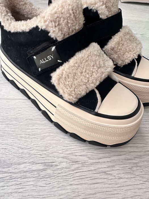 Жіночі зимові кеди з натуральним хутром 41 р Allsy