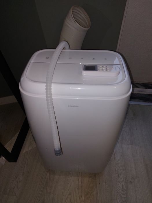 Ar condicionado portátil frio e calor c/ função de desumidificador