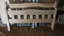 Cama em madeira 1,40 m