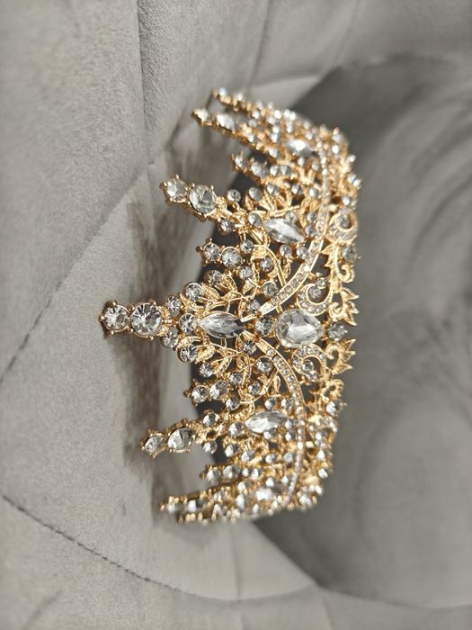 Диадема. Тиара . Корона. Украшение.