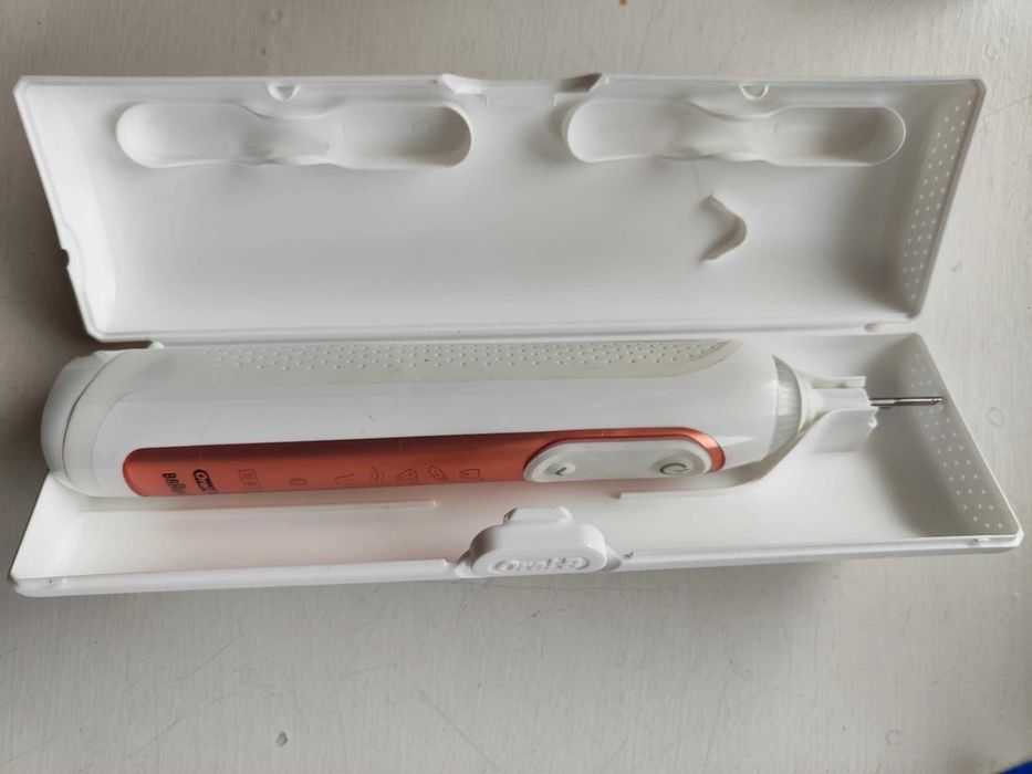 Oral-B Genius 9300 Rose Gold