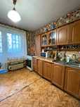 Продам 2-к квартиру Тополя-3 Панікахи Епіцентр