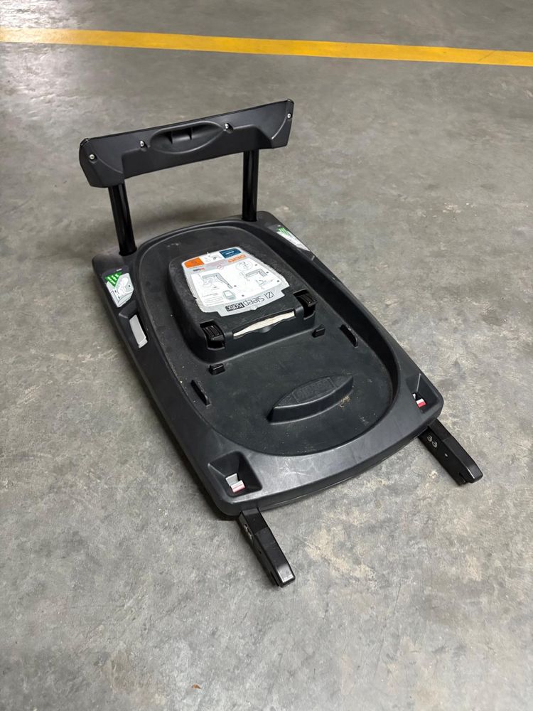 Carrinho de bébé Stokke muito completo