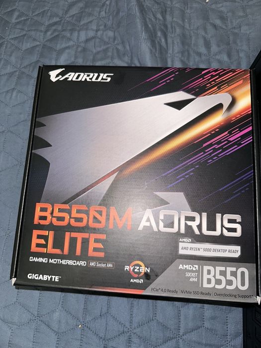 Gigabyte B550M Aorus Elite AM4, Ryzen 5 5600X, 16 GB DDR4.