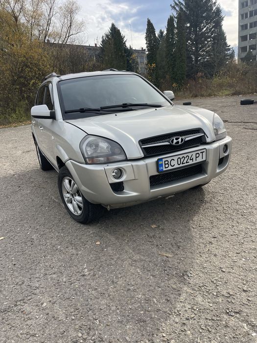 Hyundai tucson 2008р