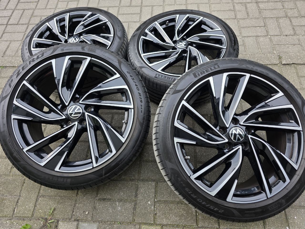 ORYGINALNE koła do
Volkswagen Arteon  R 19