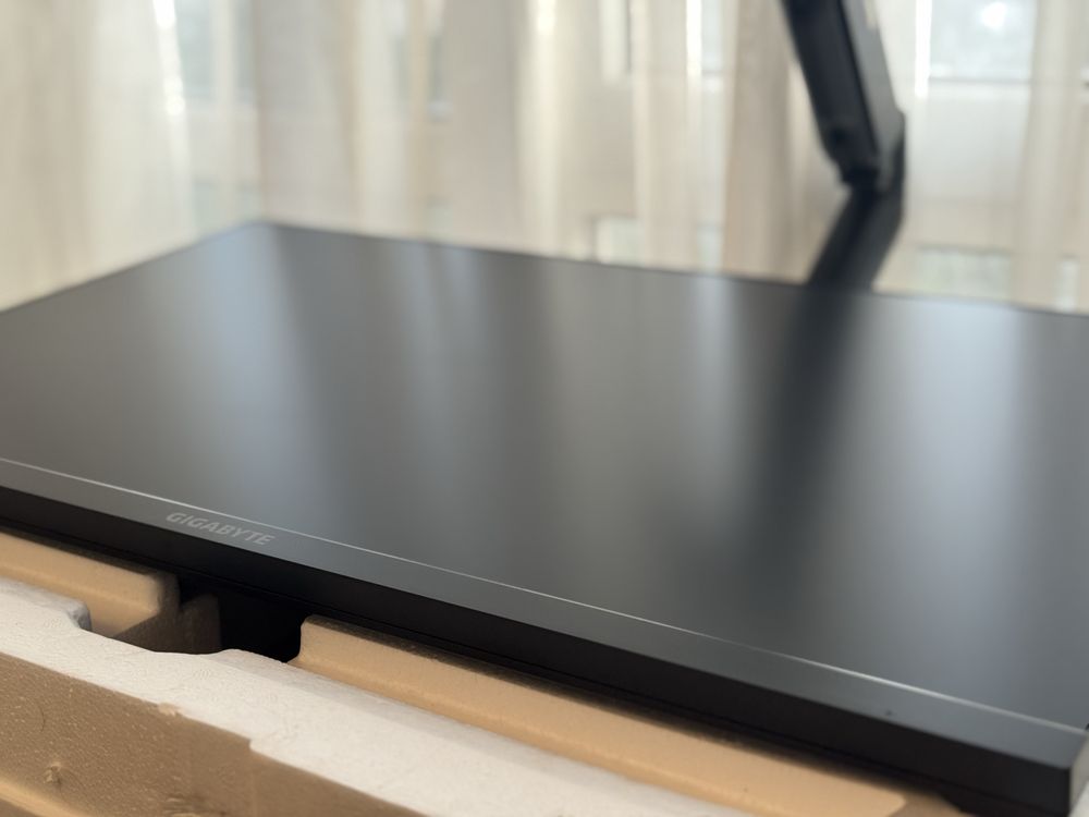 Новый игровой монитор Gigabyte G27F 2