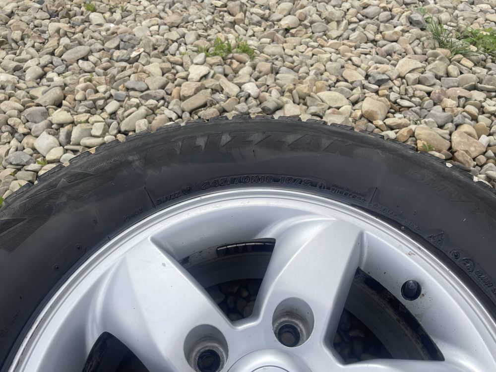 Колеса Kia Sorento 245/70 r16